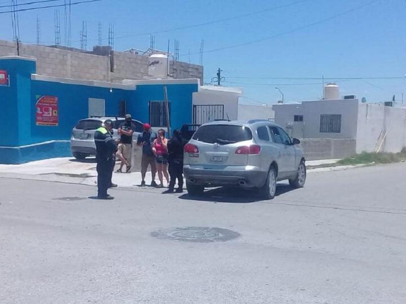 Da&ntilde;os materiales en cuatro veh&iacute;culos dej&oacute; fuerte choque en Piedras Negras