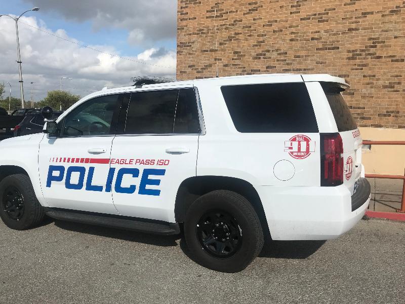 Encapuchado rob&oacute; y caus&oacute; destrozos en la Eagle Pass High School