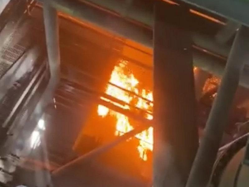 Chispazo provoca incendio en Carbón II de Nava (VIDEO)