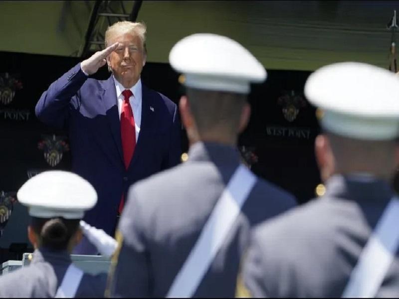 Pide Trump superar pasiones y prejuicios del momento tras protestas