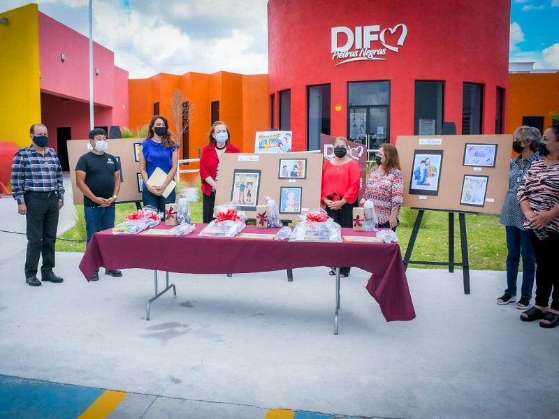 DIF Piedras Negras da a conocer ganadores del primer concurso de dibujo Mi pap&aacute; y yo