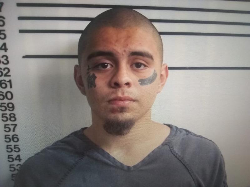 Tras una persecuci&oacute;n, arrestan a joven involucrado en robos a casa habitaci&oacute;n en Eagle Pass