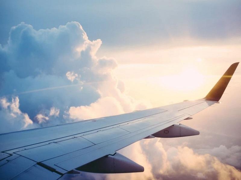 S&iacute; se puede viajar desde M&eacute;xico a EU por avi&oacute;n, con ciertas restricciones 