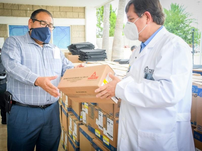 Piedras Negras entrega insumos y medicamentos a hospitales que atienden a pacientes con COVID-19 (VIDEO)