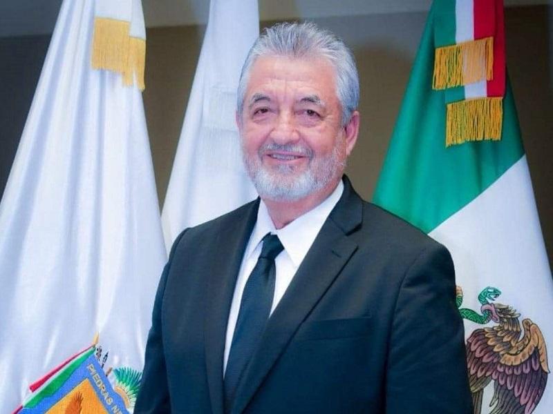 Trasladan al regidor Mois&eacute;s Lechler a hospital del IMSS, sigue grave por contagio de COVID-19