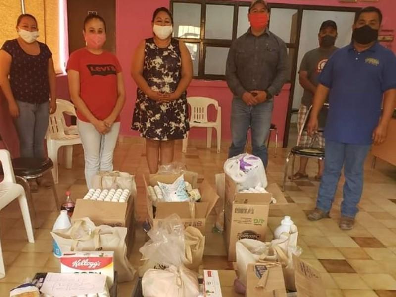 Entregan apoyos para familias contagiadas de COVID-19 en Villa Unión 