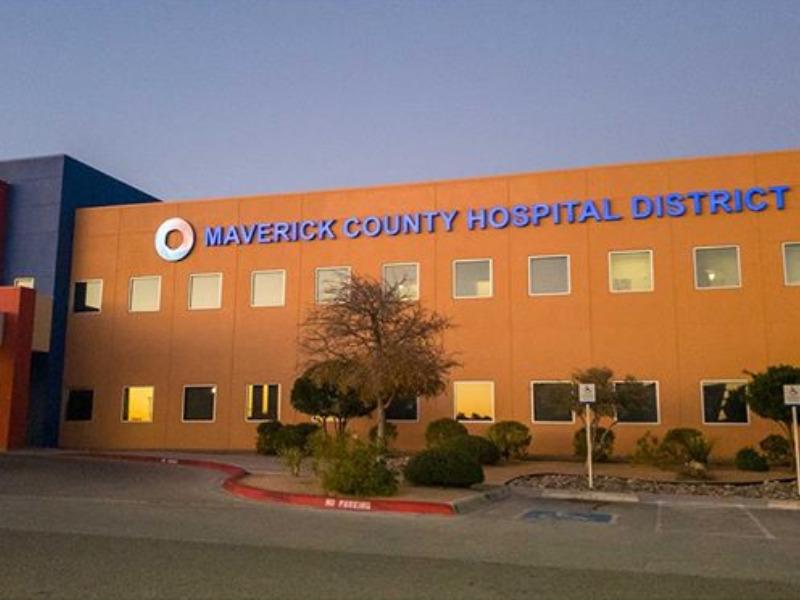 Cierran edificio del Distrito del Hospital del Condado de Maverick por contagio de un empleado 