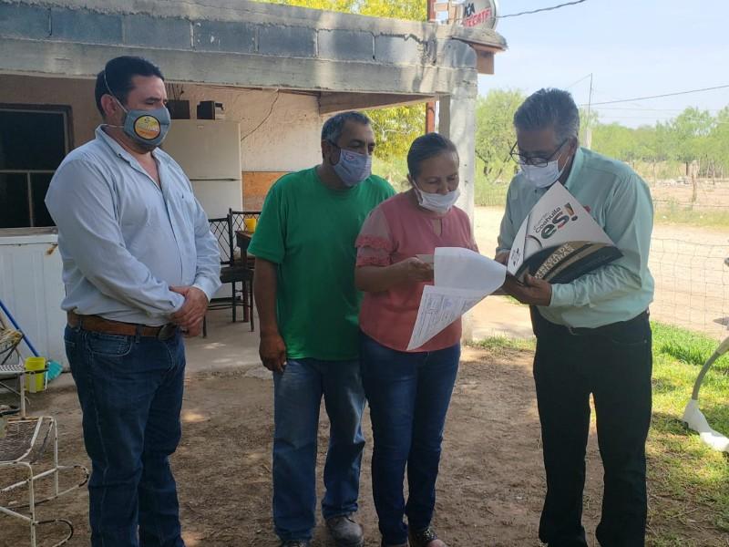 Entregan escrituras a 4 familias en el municipio de Morelos