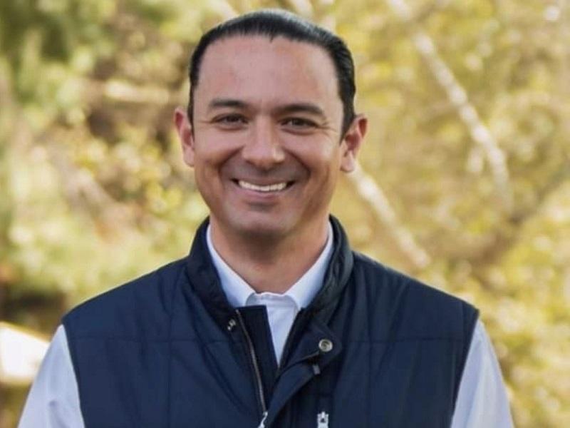 Da positivo a COVID-19 el diputado Emilio de Hoyos, presidente del Congreso del Estado