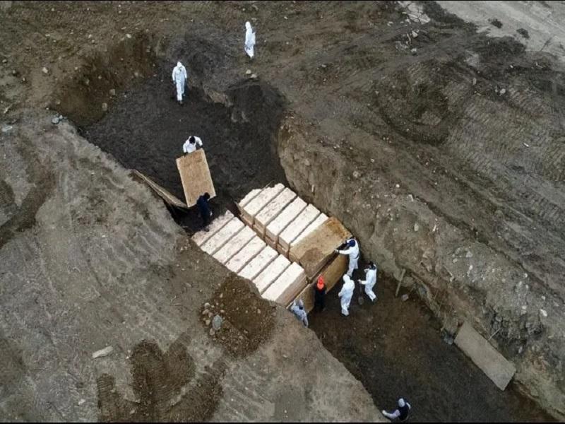 En EU se incrementan los casos positivos de Coronavirus, pero disminuyen las muertes