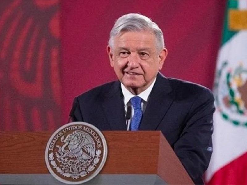 Pide AMLO no adelantarse sobre hablar con Trump del muro fronterizo