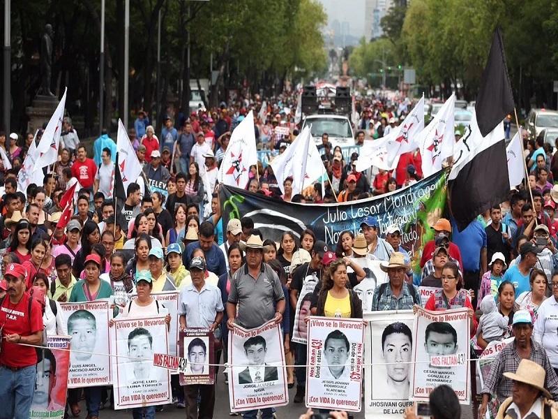 Identifican restos de uno de los 43 normalistas de Ayotzinapa, a 800 metros del basurero de Cocula: FGR