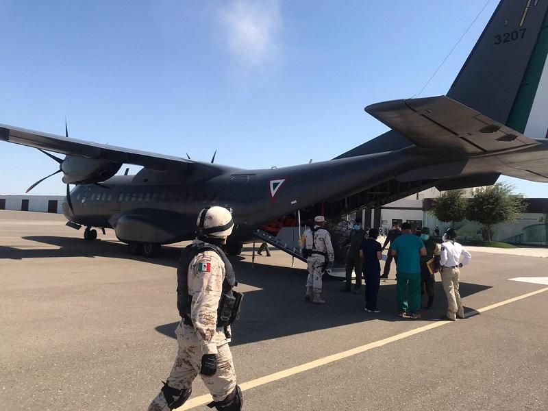 Llega a Piedras Negras aeronave de la SEDENA con insumos y equipo para hospital m&oacute;vil de Acu&ntilde;a (VIDEO)