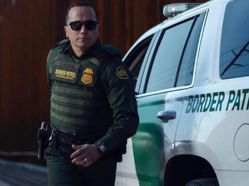 Agentes de la Patrulla Fronteriza arrestaron a traficantes de indocumentados, uno estaba armado