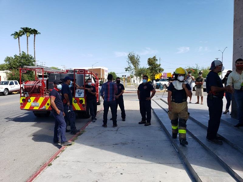 Se manifiestan bomberos para exigir reinstalaci&oacute;n de compa&ntilde;ero dado de baja; privilegio el di&aacute;logo, pero no bajo presi&oacute;n: CBG (video)