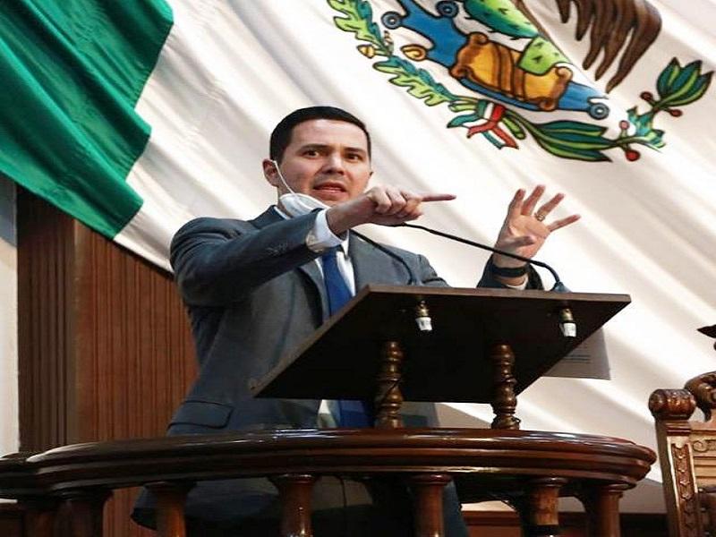 AMLO quiere un M&eacute;xico sin democracia ni &aacute;rbitro electoral: Gerardo Aguado