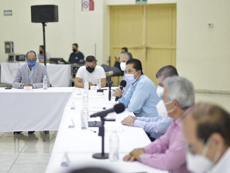 Se reúnen gobernador y alcalde de Acuña con la Unión de Organismos Empresariales 