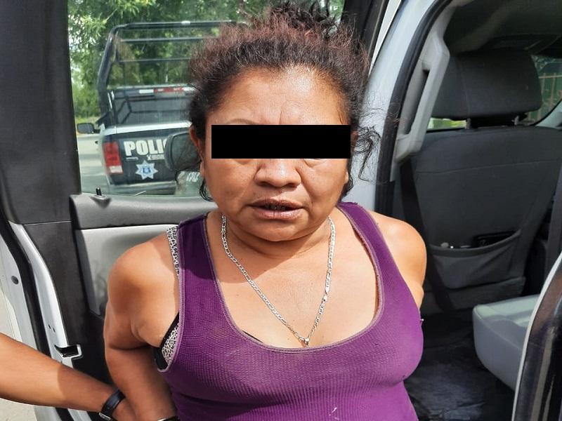 Detienen a mujer que presuntamente golpeaba a su hijo de 11 a&ntilde;os en Piedras Negras (VIDEO)