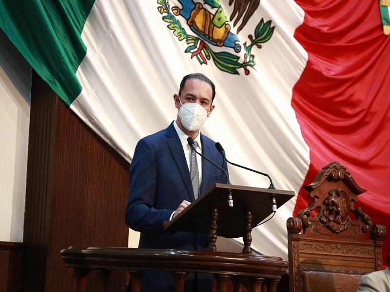 Urge Emilio de Hoyos equipar hospital del IMSS en Acu&ntilde;a para pacientes con COVID-19