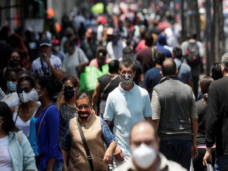 Hay m&aacute;s de 47 millones de mexicanos desempleados o con bajo salario debido a la pandemia del COVID-19