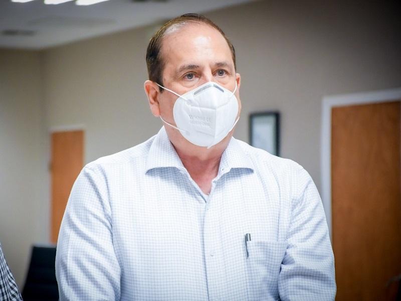 Me siento bien, con pequeños síntomas, trabajaré desde casa: Alcalde Claudio Bres tras su contagio a COVID-19