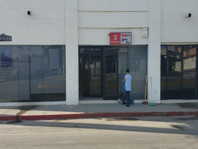 Con personal foráneo abrió sus puertas Scotiabank nuevamente en Piedras Negras (video)