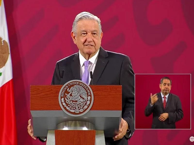 Hasta octubre regresar&aacute;n bur&oacute;cratas a trabajar: AMLO