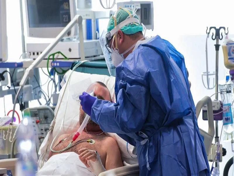 Padecen trastornos psiqui&aacute;tricos m&aacute;s de la mitad de los sobrevivientes del COVID-19, seg&uacute;n estudio italiano