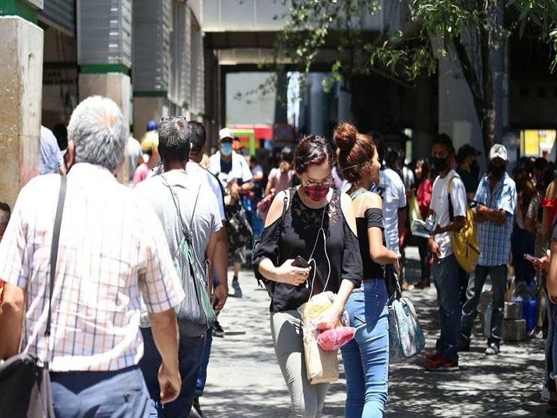 Nuevo Le&oacute;n sufre rebrotes y la mayor saturaci&oacute;n hospitalaria del pa&iacute;s por COVID-19