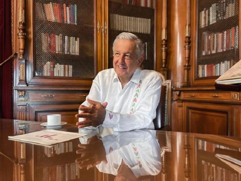 No se ha quedado nadie sin atenci&oacute;n m&eacute;dica por COVID-19: AMLO