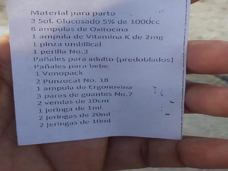 Sin autorizaci&oacute;n de directivos piden material para partos en el Hospital General de Piedras Negras
