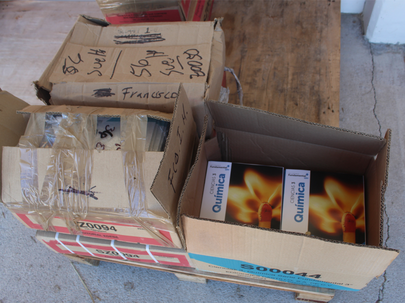 Reparto de libros de texto ser&aacute; con sana distancia en Acu&ntilde;a 