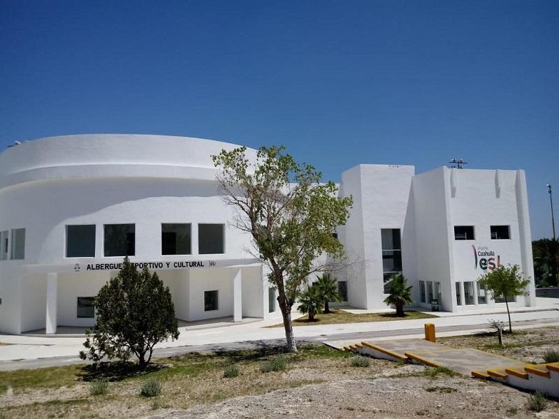 Revisan Centro de Alto Rendimiento para habilitarlo como albergue para pacientes con Covid-19 en Piedras Negras