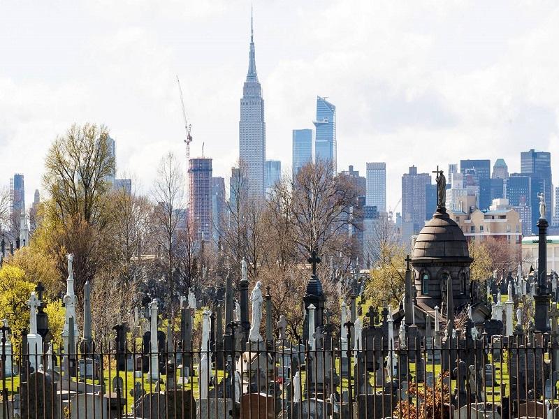 Tendr&iacute;a EU m&aacute;s de 200 mil muertes por COVID-19, estima The New York Times