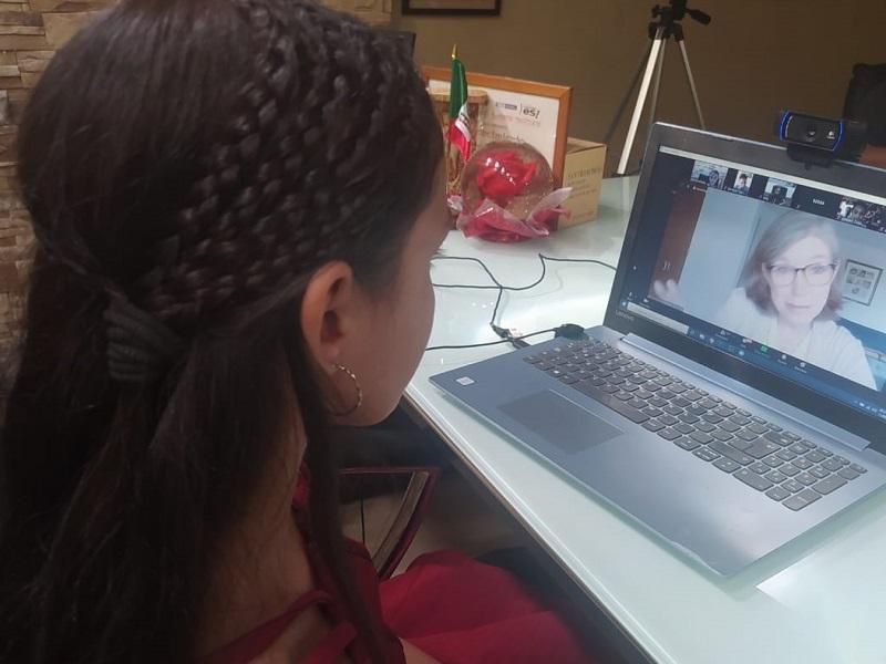 Pronnif Coahuila participa en ciclos de diálogos internacionales con niña difusora de Muzquiz