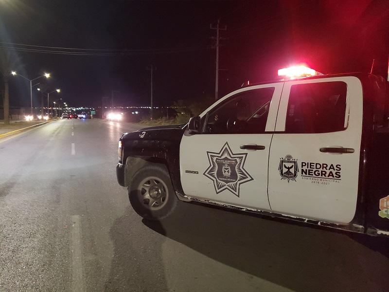 Buscan a quienes balearon a una patrulla de la Polic&iacute;a en Piedras Negras (video)