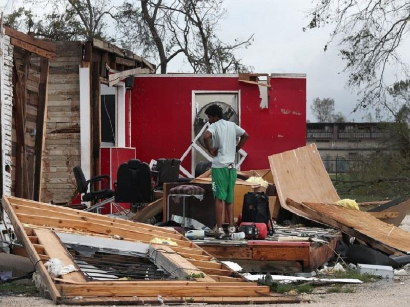 Al menos seis muertos, el saldo preliminar del huracán Laura en Luisiana; evaluación de daños tardará varios días