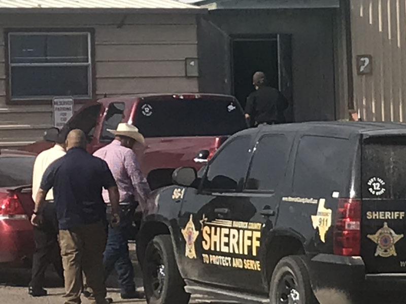 Hallan muerto a un indocumentado en un rancho del condado de Maverick, la Policía investiga el caso