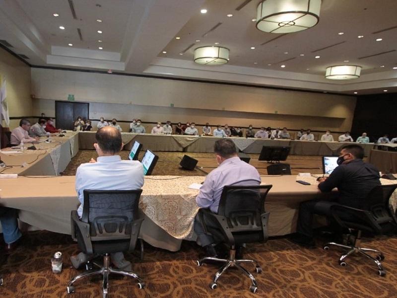 Analizan liberaci&oacute;n de actividades deportivas y tur&iacute;sticas en la Regi&oacute;n Sureste