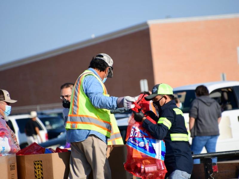 Distribuir&aacute;n este viernes mil 500 despensas entre familias de Eagle Pass que lo necesiten