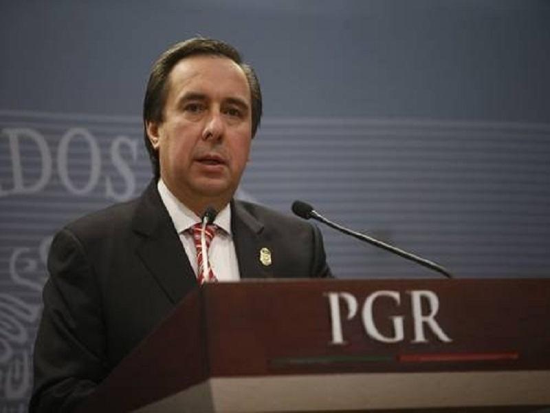 Juez libra orden de aprehensi&oacute;n contra Tom&aacute;s Zer&oacute;n por caso Ayotzinapa