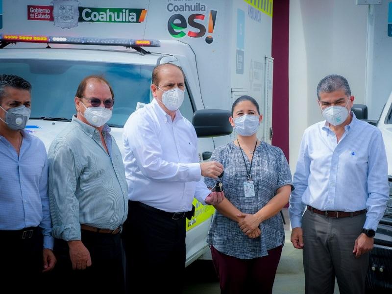 Entrega MARS seis ambulancias, una para Piedras Negras; lamenta fallecimiento de trabajadores de la salud por COVID-19