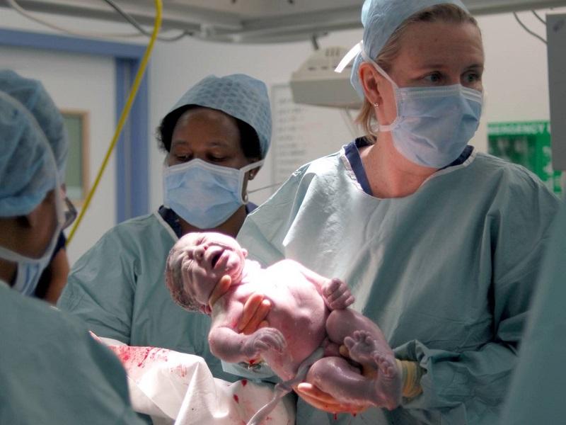 Han nacido cuatro beb&eacute;s en el &aacute;rea Covid del Hospital General desde que inici&oacute; la pandemia