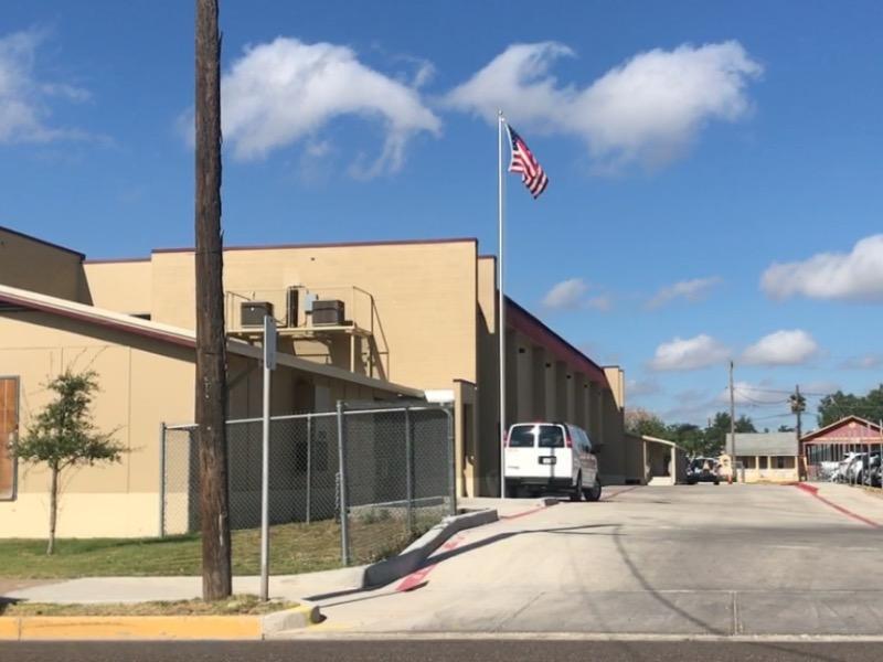 Dio positivo a Covid-19 un estudiante de la Memorial Junior High en Eagle Pass