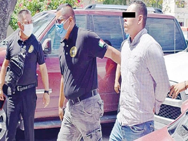 Detenido en Frontera ser&aacute; procesado por violencia familiar, en Piedras Negras solo investigan lo del brazalete que portaba