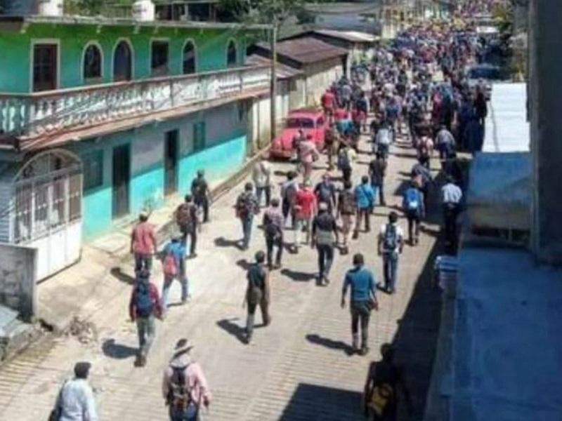 Enfrentamiento entre EZLN y ejidatarios deja 5 muertos en Chiapas