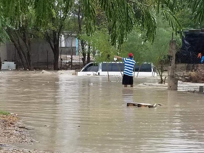 Sorprende tormenta en Acu&ntilde;a, cierran vados por inundaci&oacute;n y fuertes escurrimientos