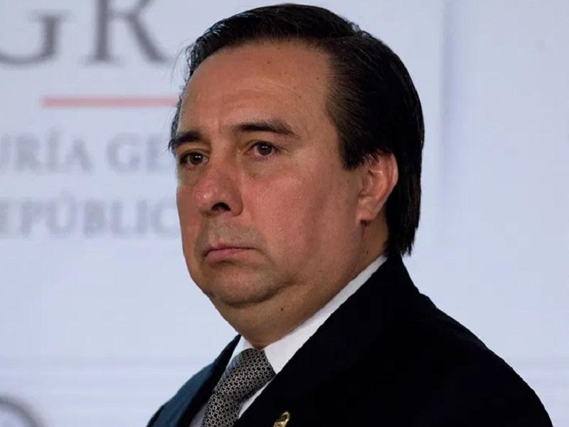 Est&aacute; en Israel el exdirector de la AIC, Tom&aacute;s Zer&oacute;n, revela AMLO