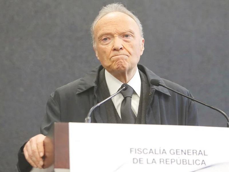 Tom&aacute;s Zer&oacute;n rob&oacute; m&aacute;s de mil millones de pesos a PGR: Gertz Manero