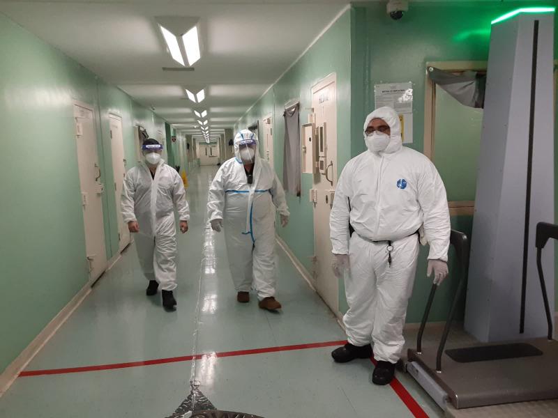 Apoya Comit&eacute; de Emergencias para controlar brote de coronavirus en la c&aacute;rcel del condado de Maverick (video)